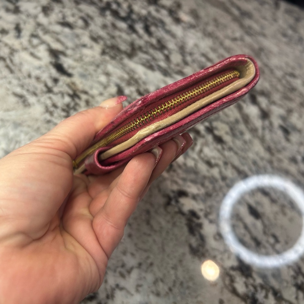 Prada Fuchsia Leather Wallet with Gold Logo - Picture 14 of 16